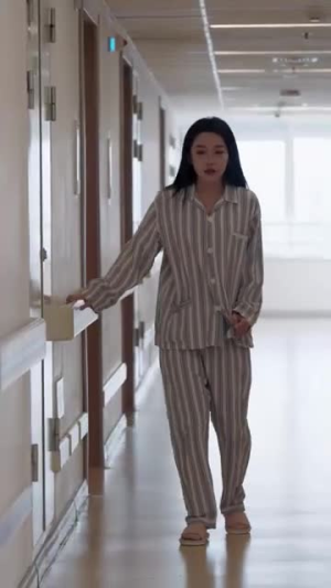 腹黑夫人飒又撩短剧全集免费